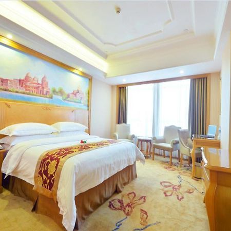 Vienna International Hotel Meizhou Dingzi Bridge エクステリア 写真